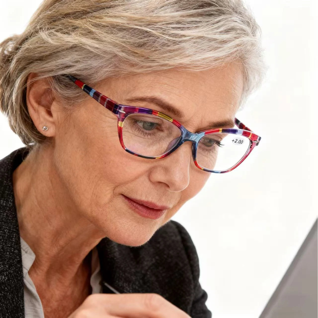 Flat Lens Eyewear with Blue Light Filter - Women's